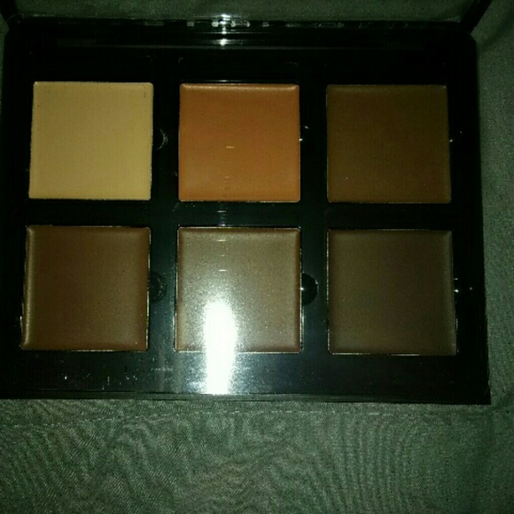 Anastasia Beverly Hills Cream Contour Kit - Picture 3 of 4
